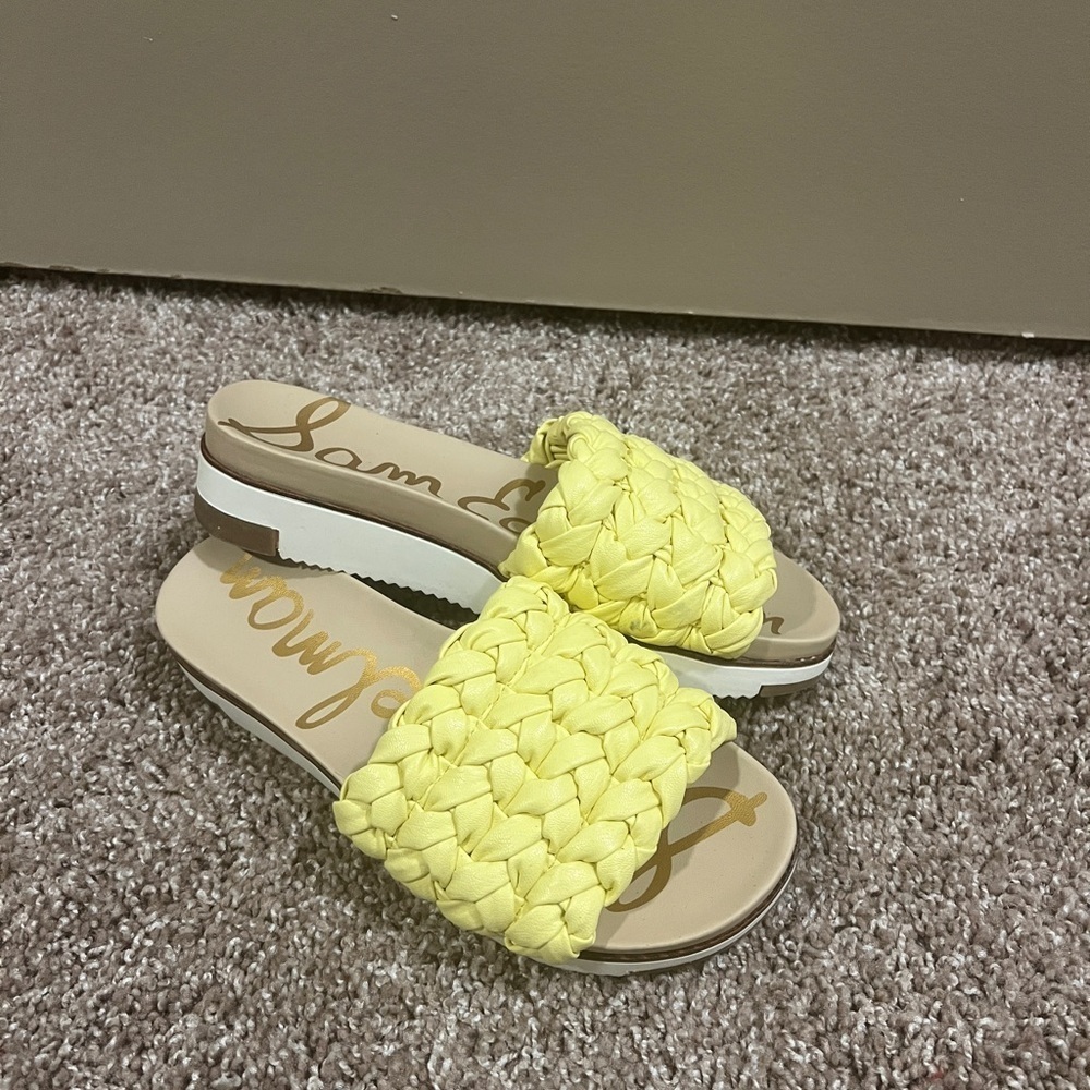 Sam Edelman Ainslie Yellow Flat Slide Sandals - Picture 2 of 5